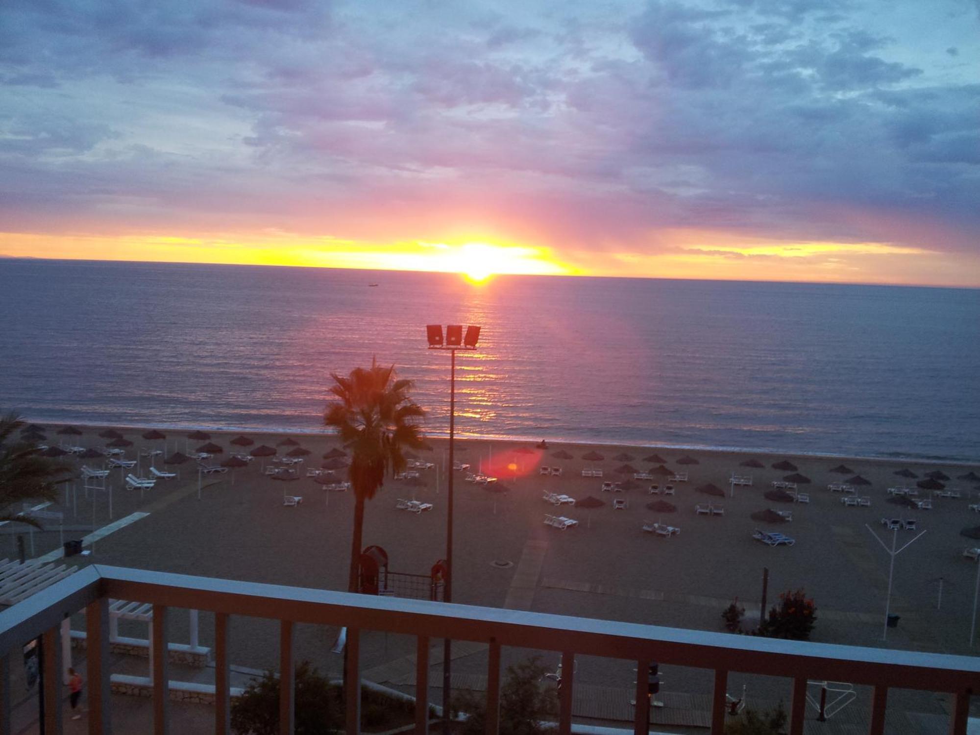 Fuengirola Playa Carinaアパートメント エクステリア 写真